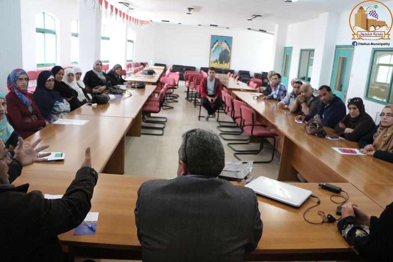 بلدية حلحول تطلق مبادرة بعنوان ماضي وحاضر ومستقبل مدينة حلحول